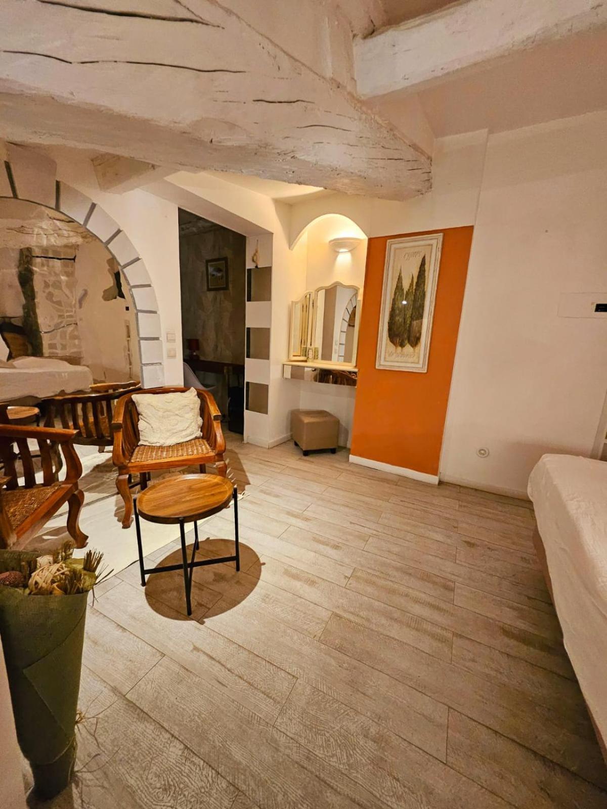 Suites Coupo Santo Et Lou Peiro Cotignac Exterior photo